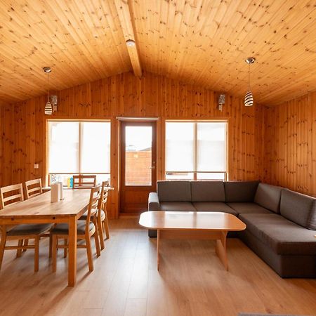 Gladheimar Cottages เบลินดือออส ภายนอก รูปภาพ