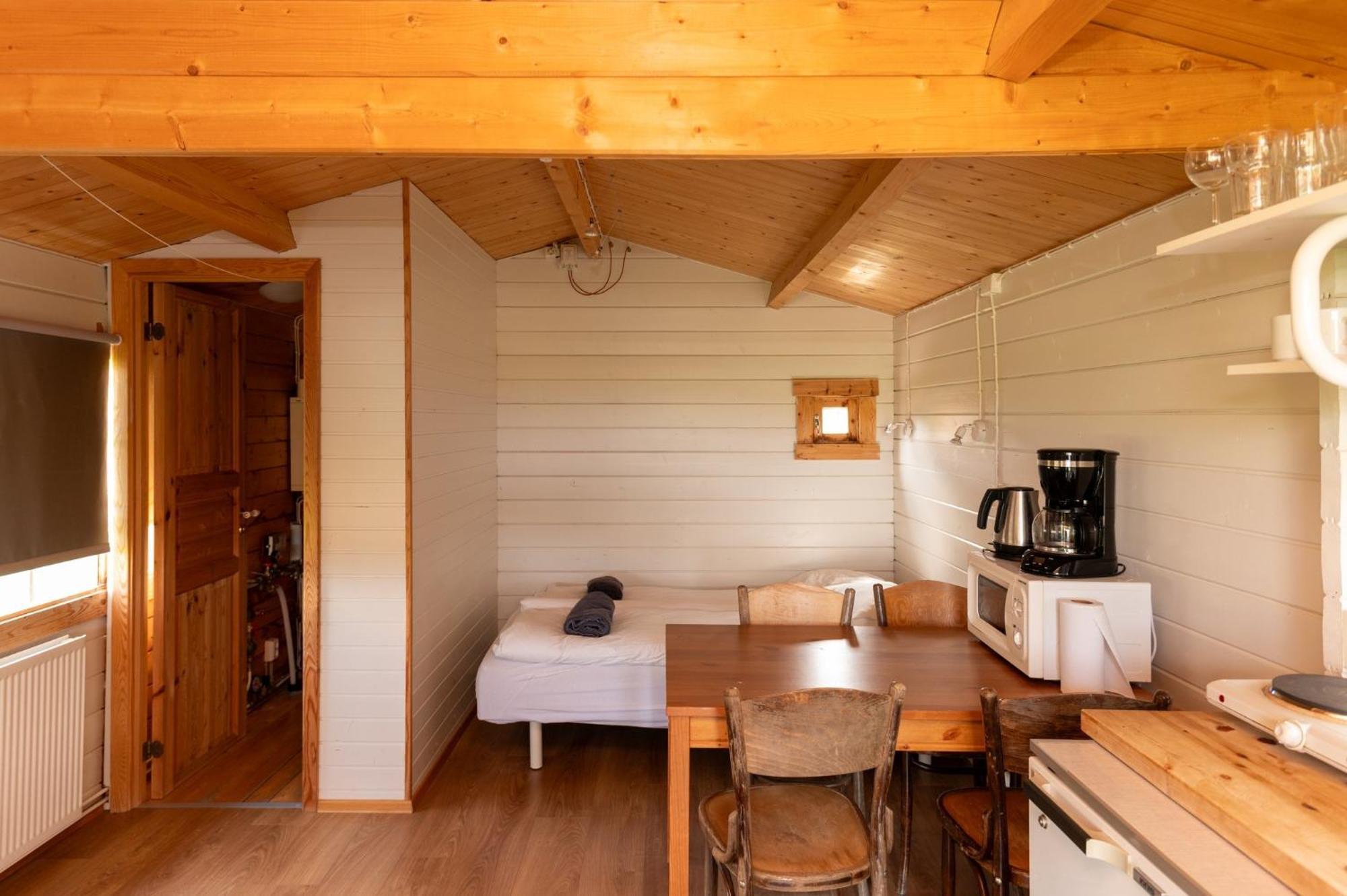 Gladheimar Cottages เบลินดือออส ภายนอก รูปภาพ