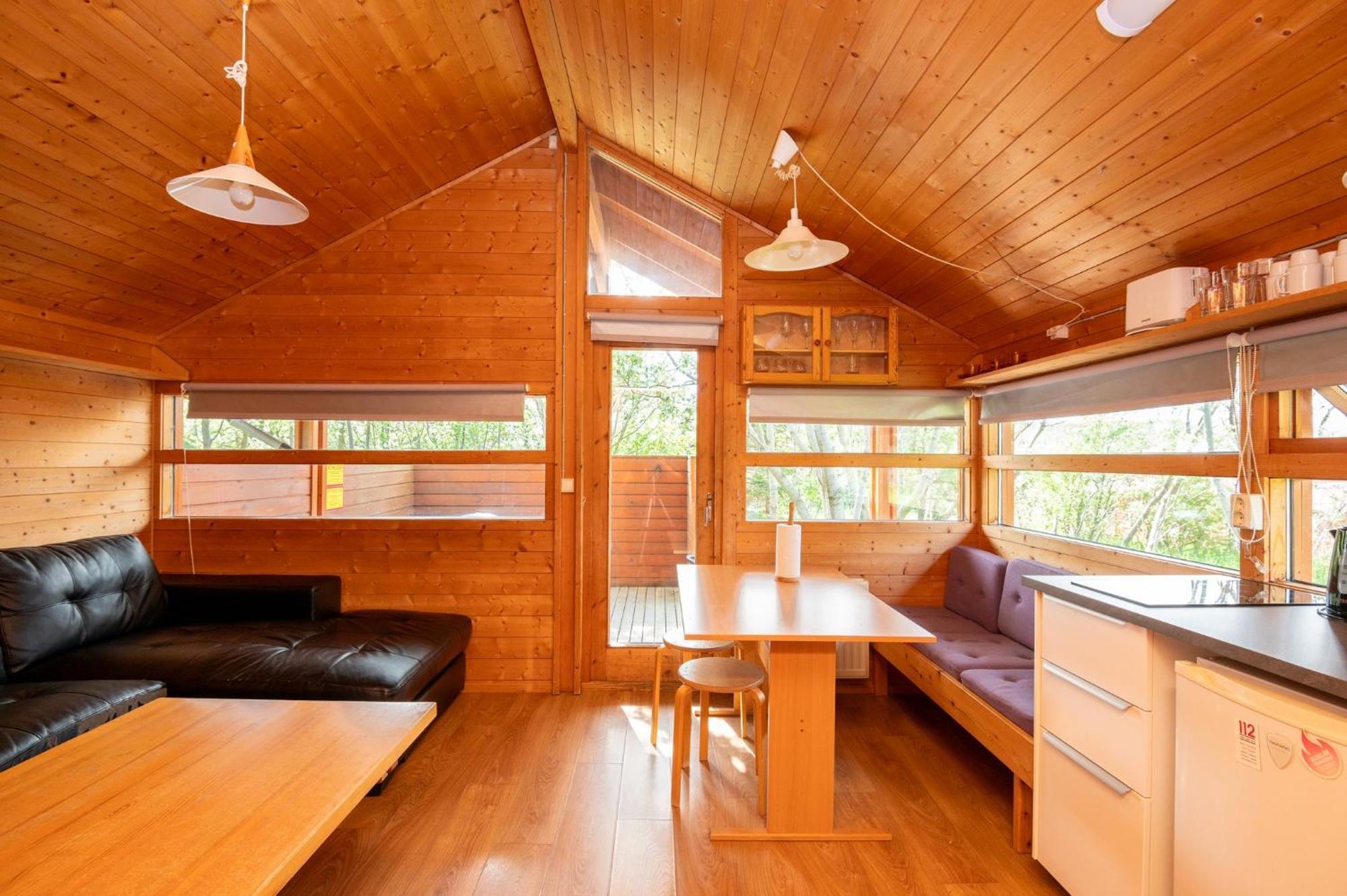 Gladheimar Cottages เบลินดือออส ภายนอก รูปภาพ