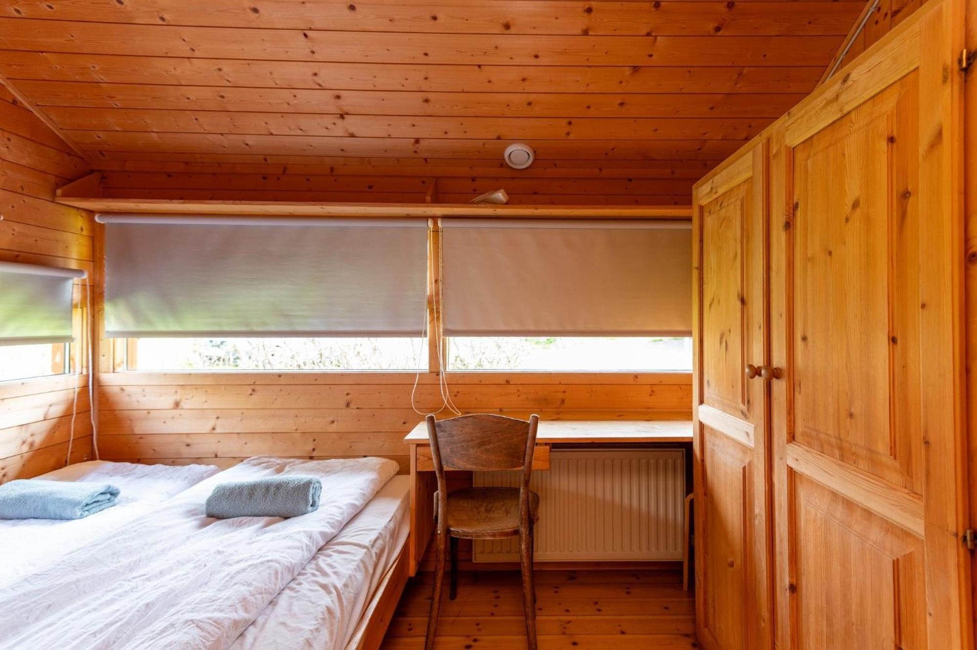 Gladheimar Cottages เบลินดือออส ภายนอก รูปภาพ