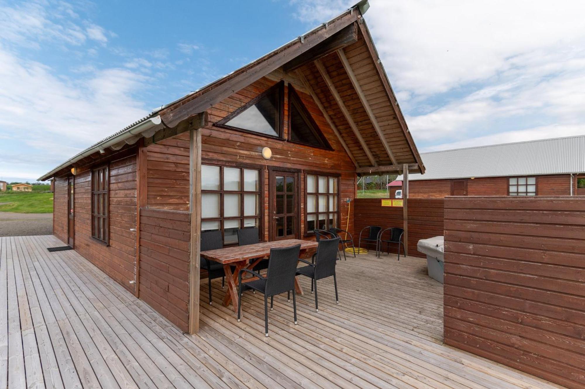 Gladheimar Cottages เบลินดือออส ภายนอก รูปภาพ